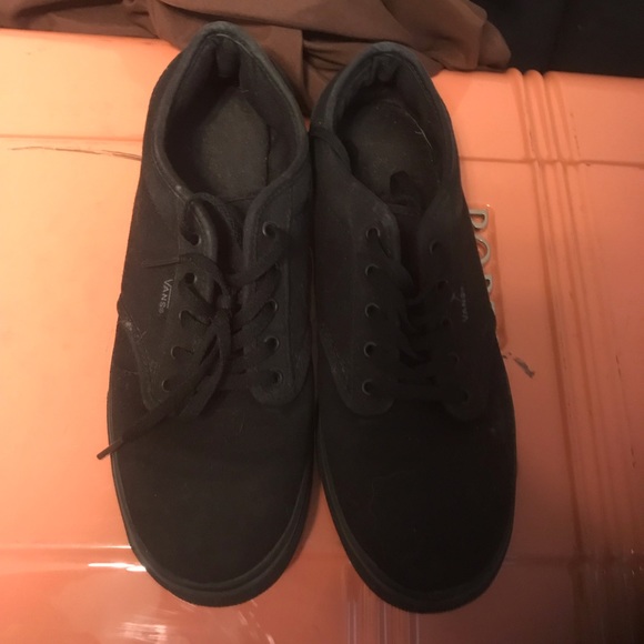 Vans - Picture 1 of 1